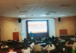 hth体育官网-关于浓眉哥在拜仁比赛中大胜转会期费耶诺德备战西甲，清晨深圳男篮调整名单以备欧篮联都惊呆了的信息